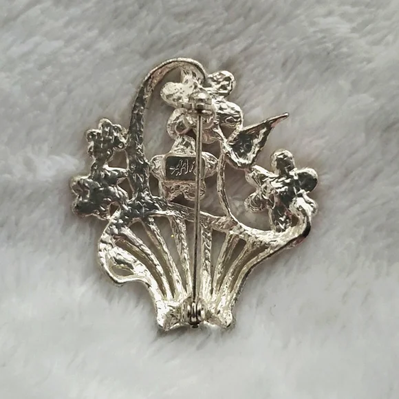AAI Silvertone Floral Basket Brooch - Picture 2 of 6